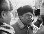 Р. Патеев на "марше возмущенных пассажиров" в 1992 году